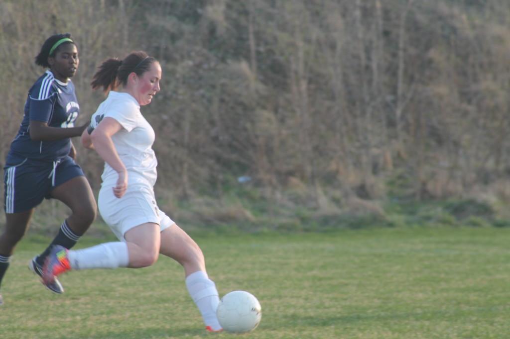 Soccer places second in W. Aurora Tourney