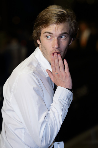 YouTube star PewDiePie at the 2013 Social Star awards.