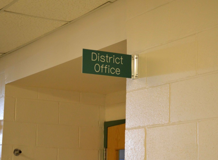 Willis and supporters against dismissal at D-302 board meeting
