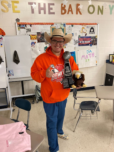 Ponz has taught at Kaneland for 10 years. He is only 34, and he still has a lot more to do. He’s expecting his first child, and also is a bowling and powderpuff coach. 